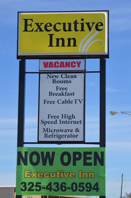Executive Inn Snyder Exterior foto