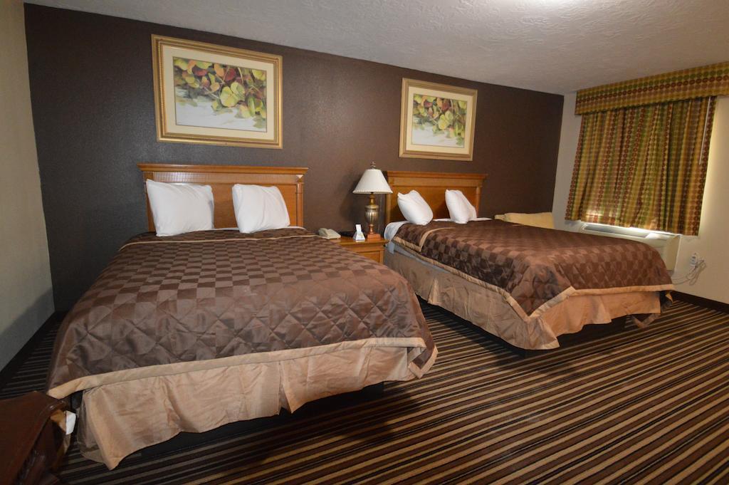 Executive Inn Snyder Habitación foto